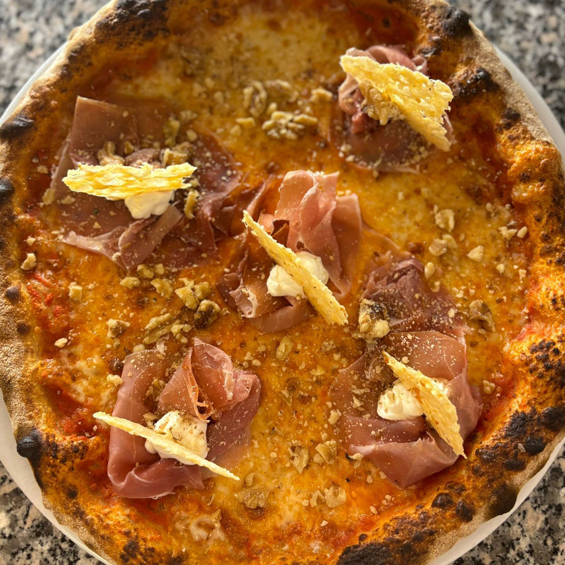 MOTIVO Sanremo - Pizzeria & Osteria - Stile Anni 70